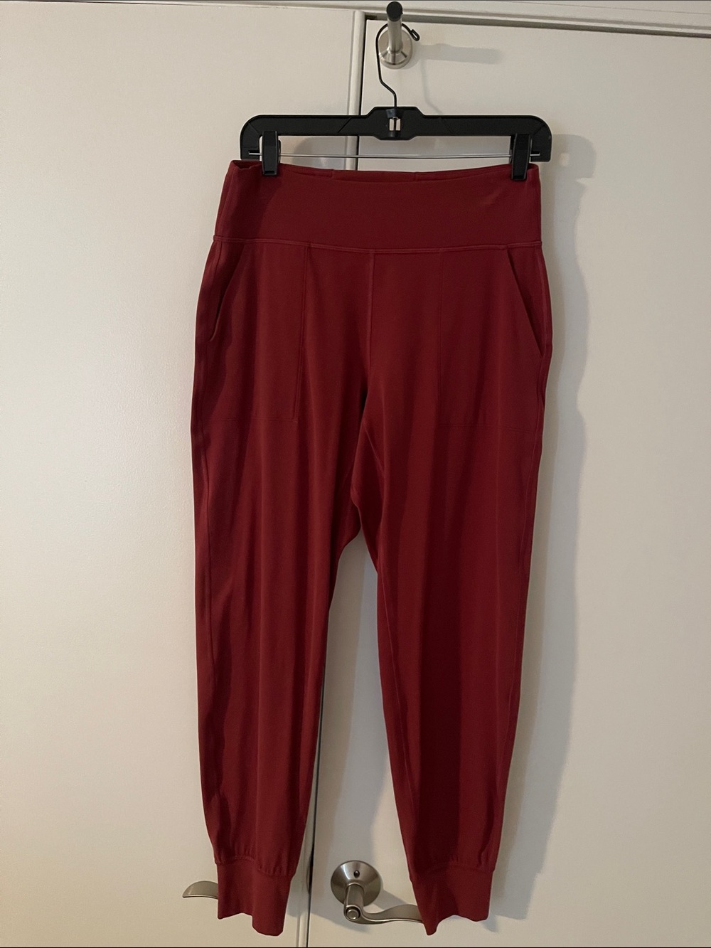 Women’s Lululemon Jogger Pants size 10